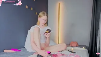 oliviaapink recorded nude video 317779