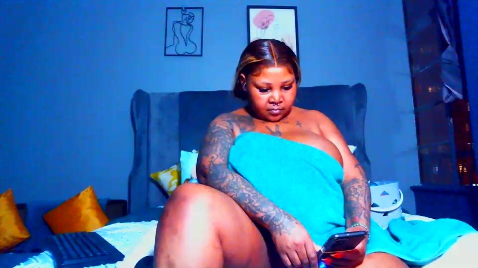 pearlblu38 amateur live cam video 11-06-2025