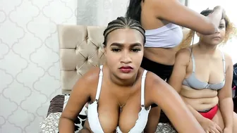 Cute_ebony_18_ webcam chat 06-Nov-25