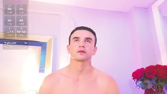 Roman_chase amateur cam show cam video