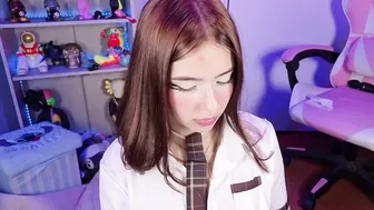 Emilykarterr fuckmachine - 11/06/2025