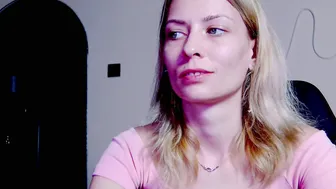 karoline121 webcam 11-07-2025