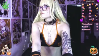 Dakapsy420_ submissive 07 November 2025