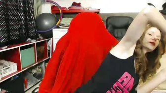 kellynumber nude - 14 May 2025