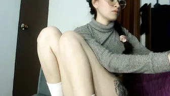 julie_autmn_ feet - (05/15/2025)