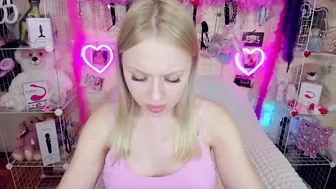 indykally recorded nude video 32373
