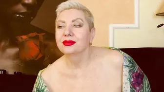 Posh_lady 05-17-2025 bigboobs