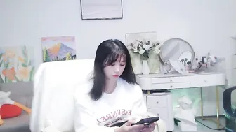 Candy8998 07-Nov-2025 asian