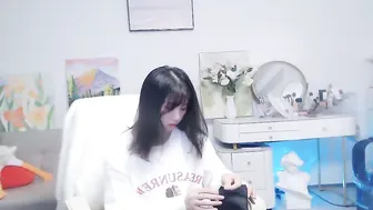 Candy8998 07-Nov-2025 asian