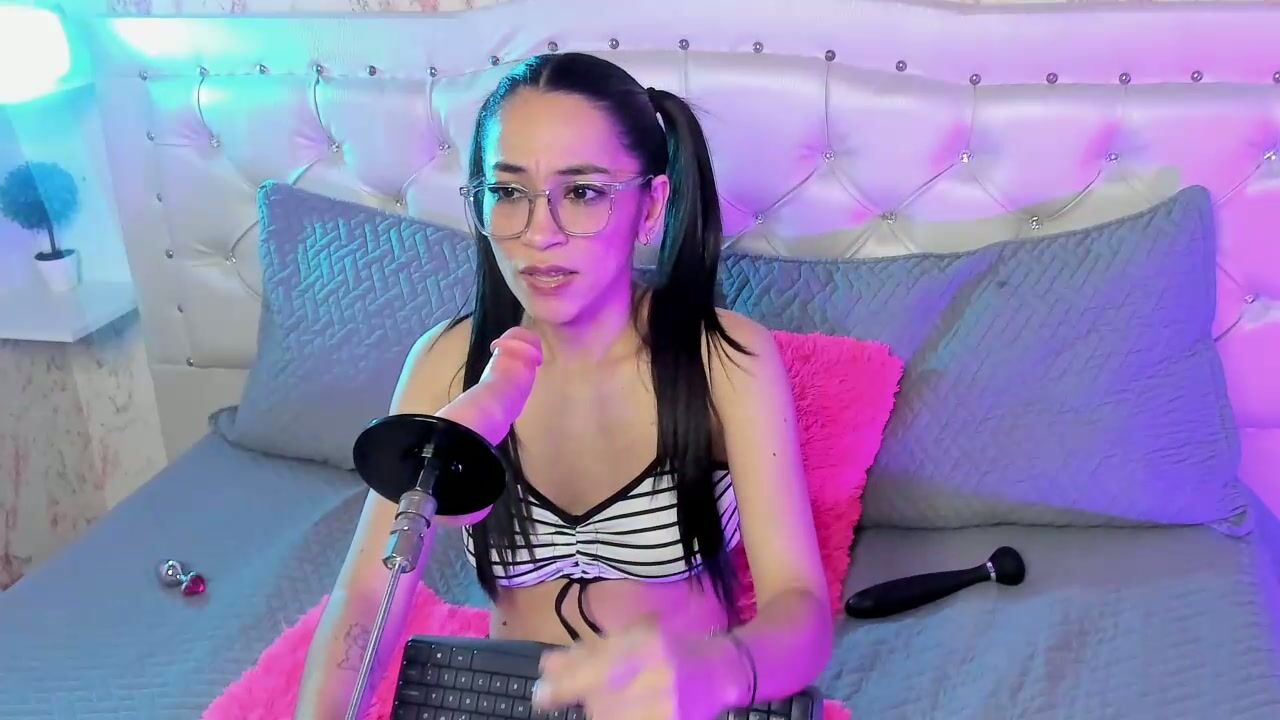 gabbieskinny (11/07/2025)