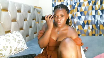 Peachygirl255 ebony 07-Nov-25