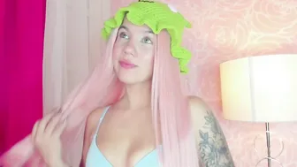 Melanieroux squirt on cam