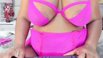 Oliviaburningmilf cam sex chat 08-Nov-25