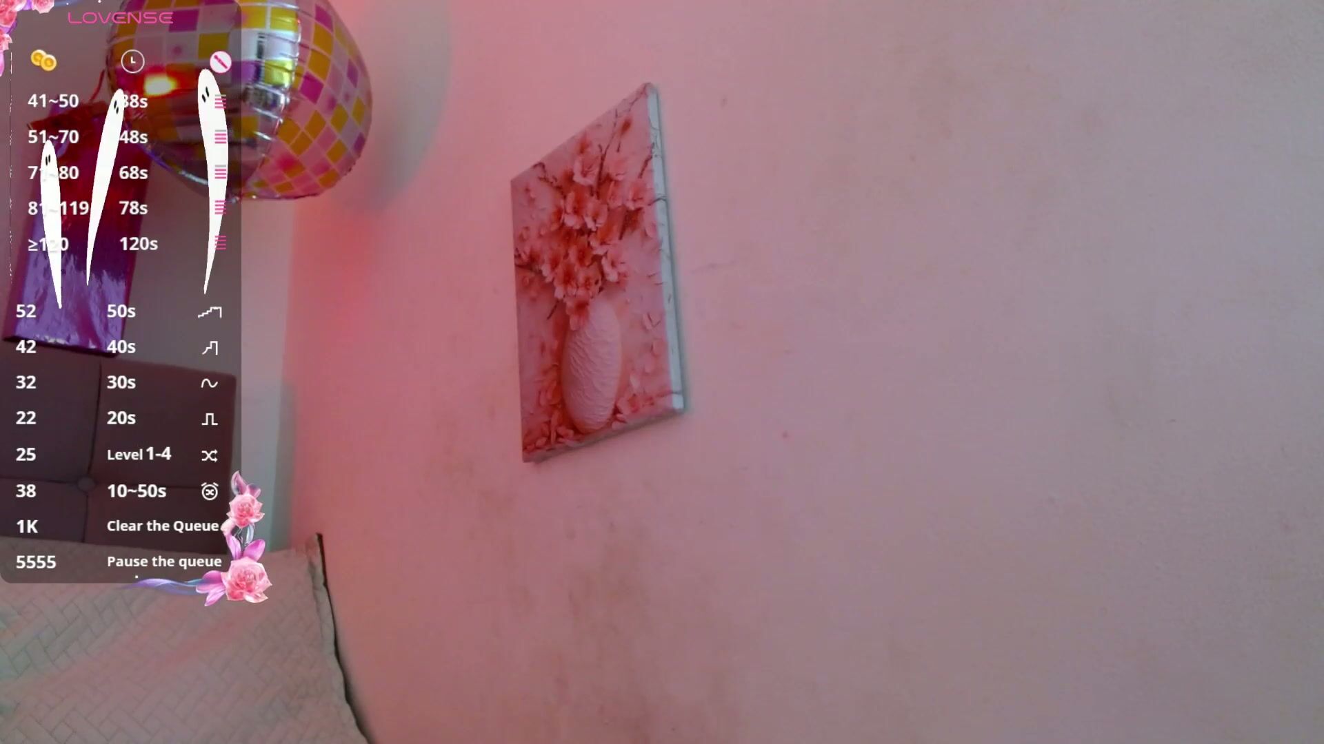 lola_wish tattoo naked on cam