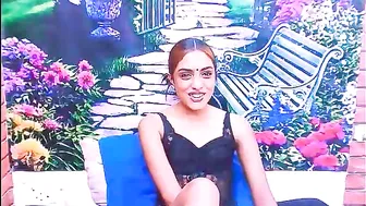 indianpretty1 08-Nov-2025 petite
