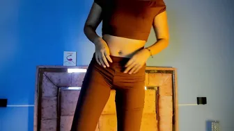 Licky_lov cute - 08-Nov-2025