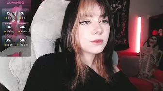 _gummybears_ 11/08/2025 bigboobs