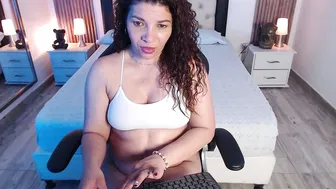 Serena_houstonn hot webcam porn 08-Nov-2025