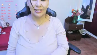 esmeralda_milf1 bbw cam show