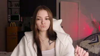 julidropp 08-Nov-2025 submissive
