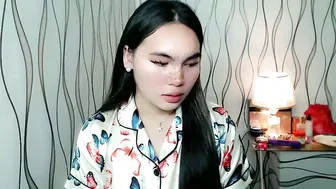 Ur_innocent_girlx 09-Nov-25