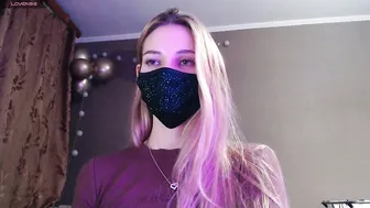 Iris_lave horny amateur video (11/09/2025)