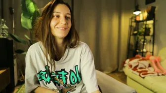 g_ia recorded nude video 327514