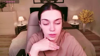 Daniellasweet20 cfnm posing on webcam