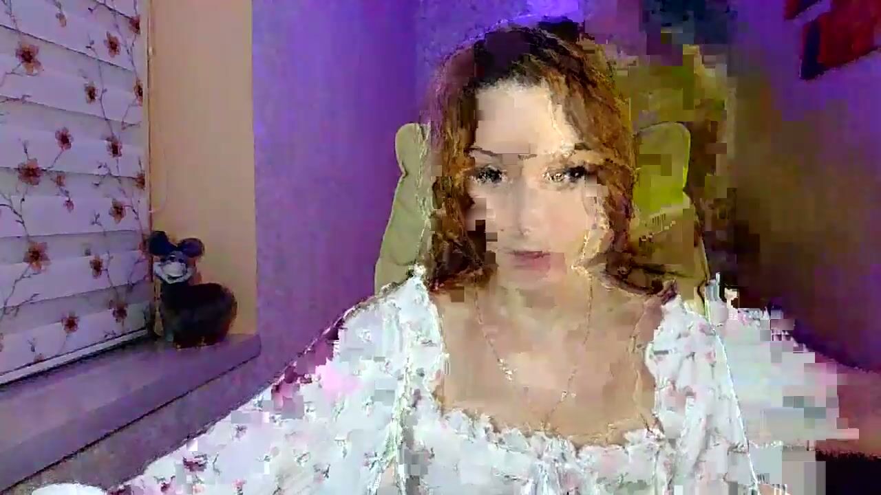 Itslunaday live cam show 06-Nov-2025