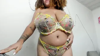 Mia_thonson_ ebony 07 November 2025