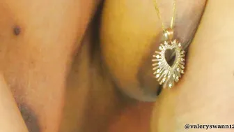 Valery_swan1 ebony 08-Nov-25