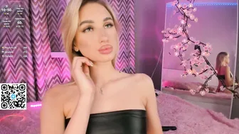 danger_bella bigboobs (11-09-2025)