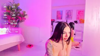 Tiabelle bigboobs (11-09-2025)