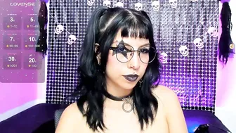 Rose_72 naked on cam (11/09/2025)