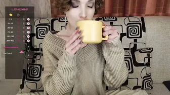 Tinawincee smalltits 11-09-2025