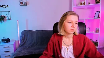 Foxy_tease_ 11-09-2025