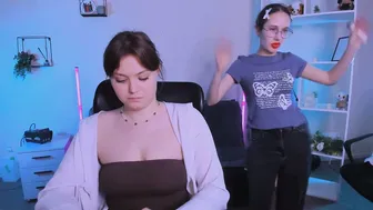 Mona_cloud 10-Nov-25