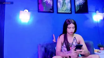 flor_gil on cam (11-10-2025)