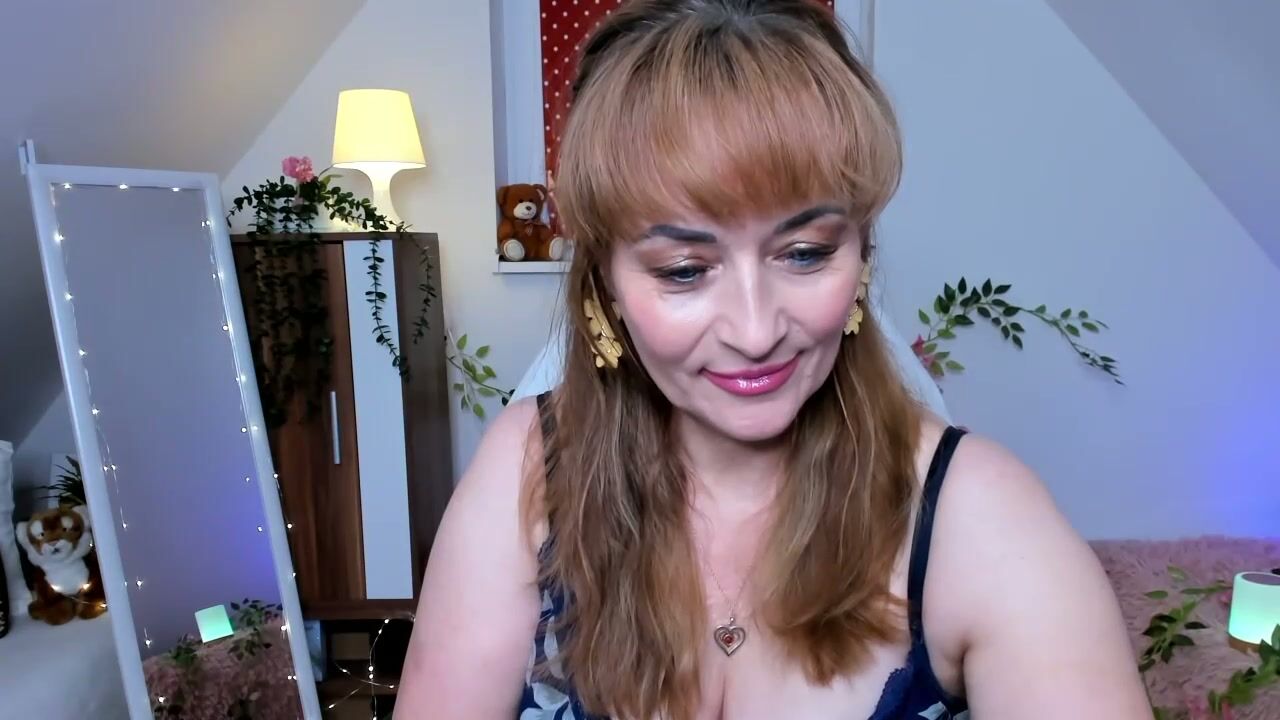 naughtymilane cum sex video