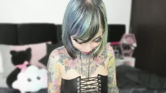 Nikkiramone bigass on webcam