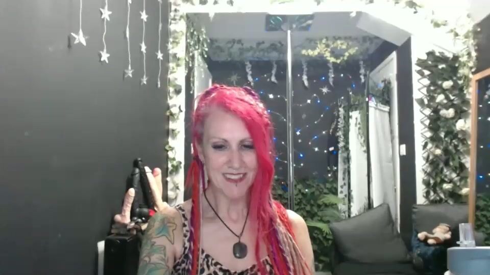 saucysky british free porn video