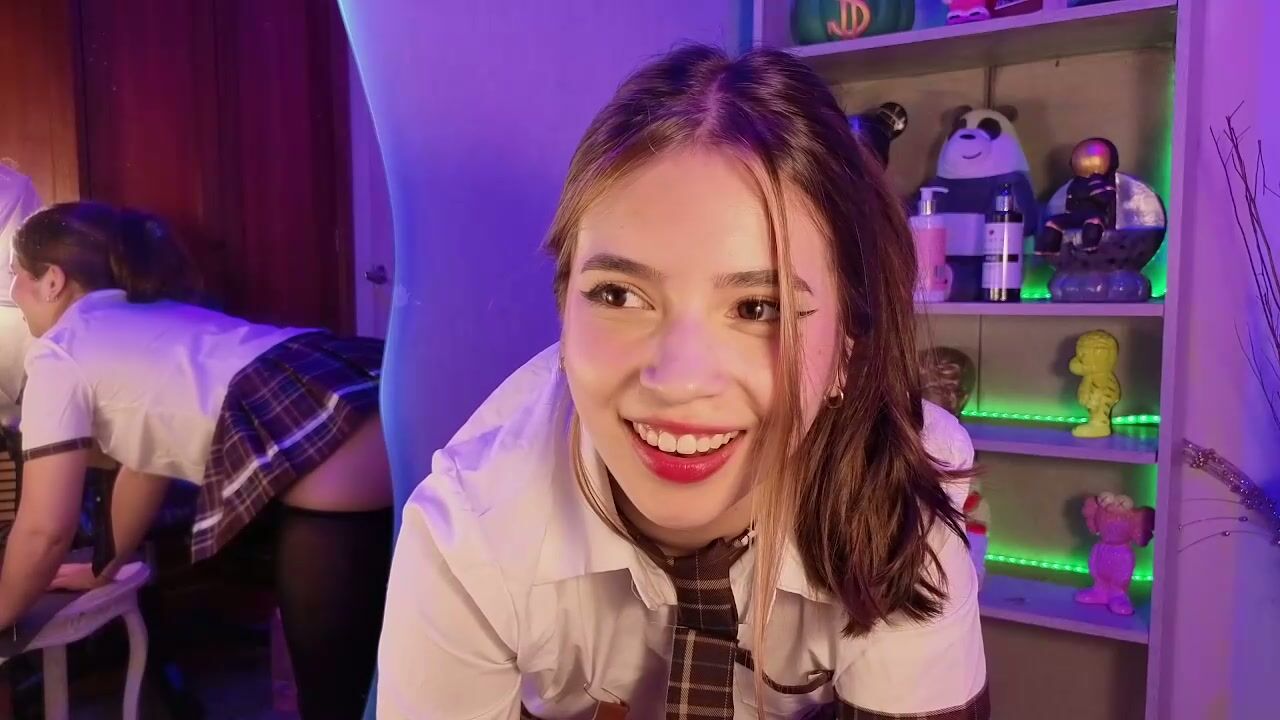 Emilykarterr video chat porn 18 May 2025