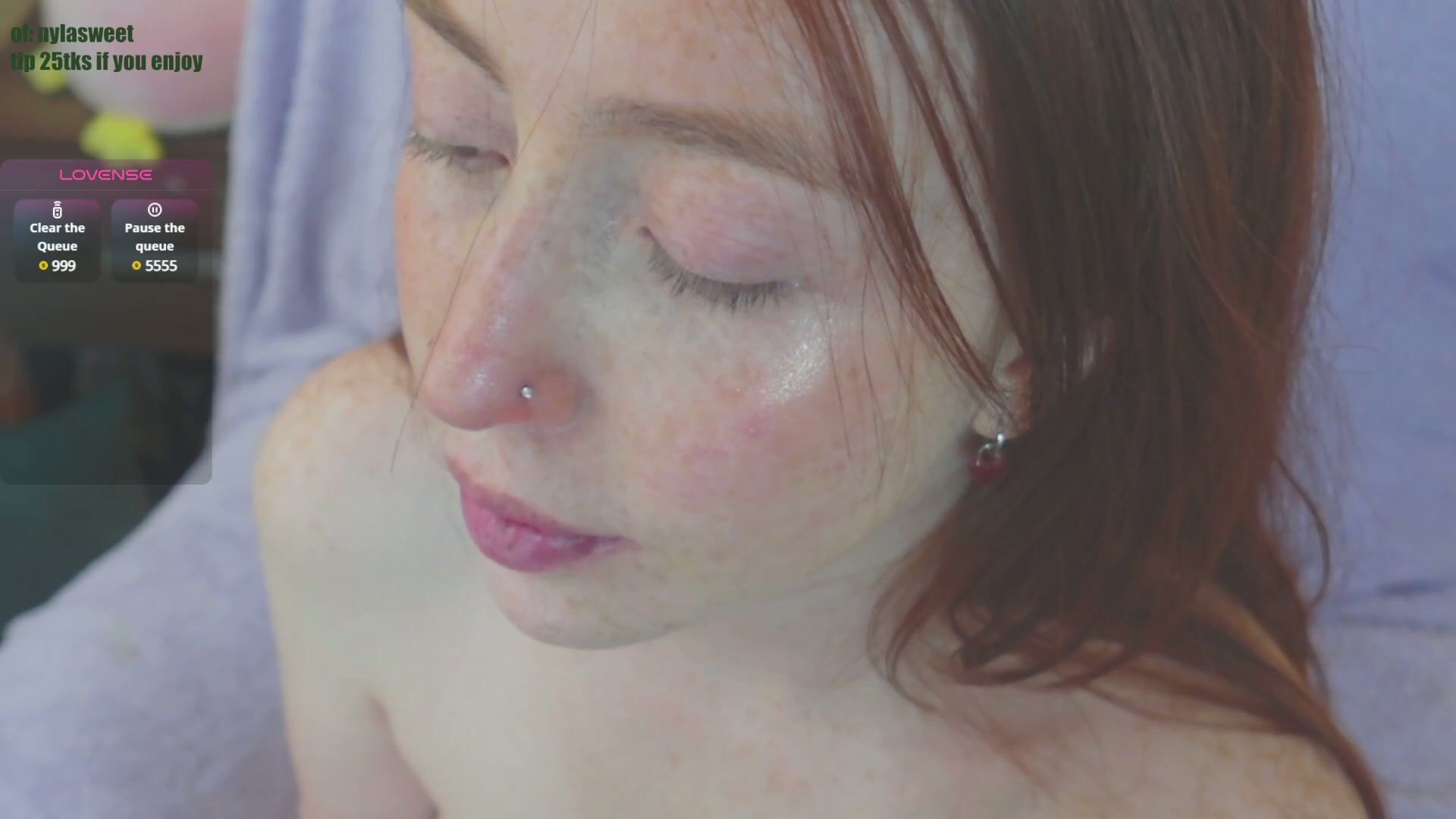 niilaa redhead amateur live cam video
