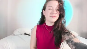 Miakhalllirae bigboobs - 11-10-2025