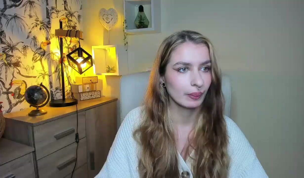 Hot_1nina live cam video (11-10-2025)