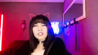 isis_diosa bbc - 10 November 2025