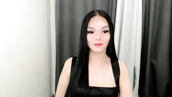lanawyatt_ 10-Nov-2025 asian
