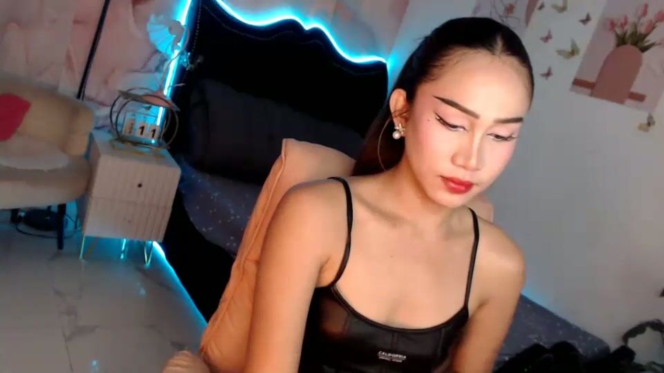 Seductive_vana (11-10-2025)
