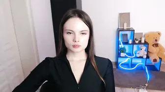 A_ariella_ 11-10-2025