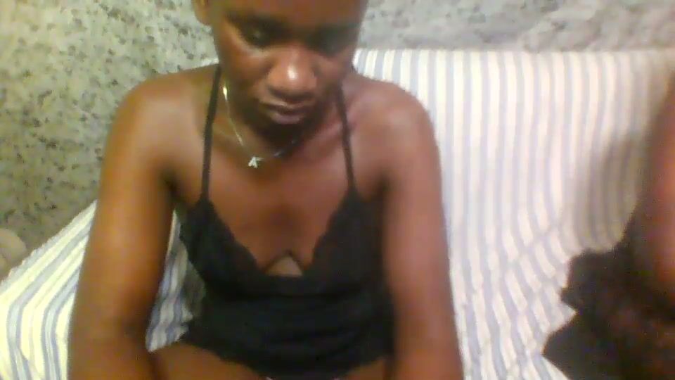 blacky_winndy hairy naked on cam